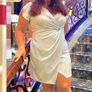 Super comfortable short elegant dress